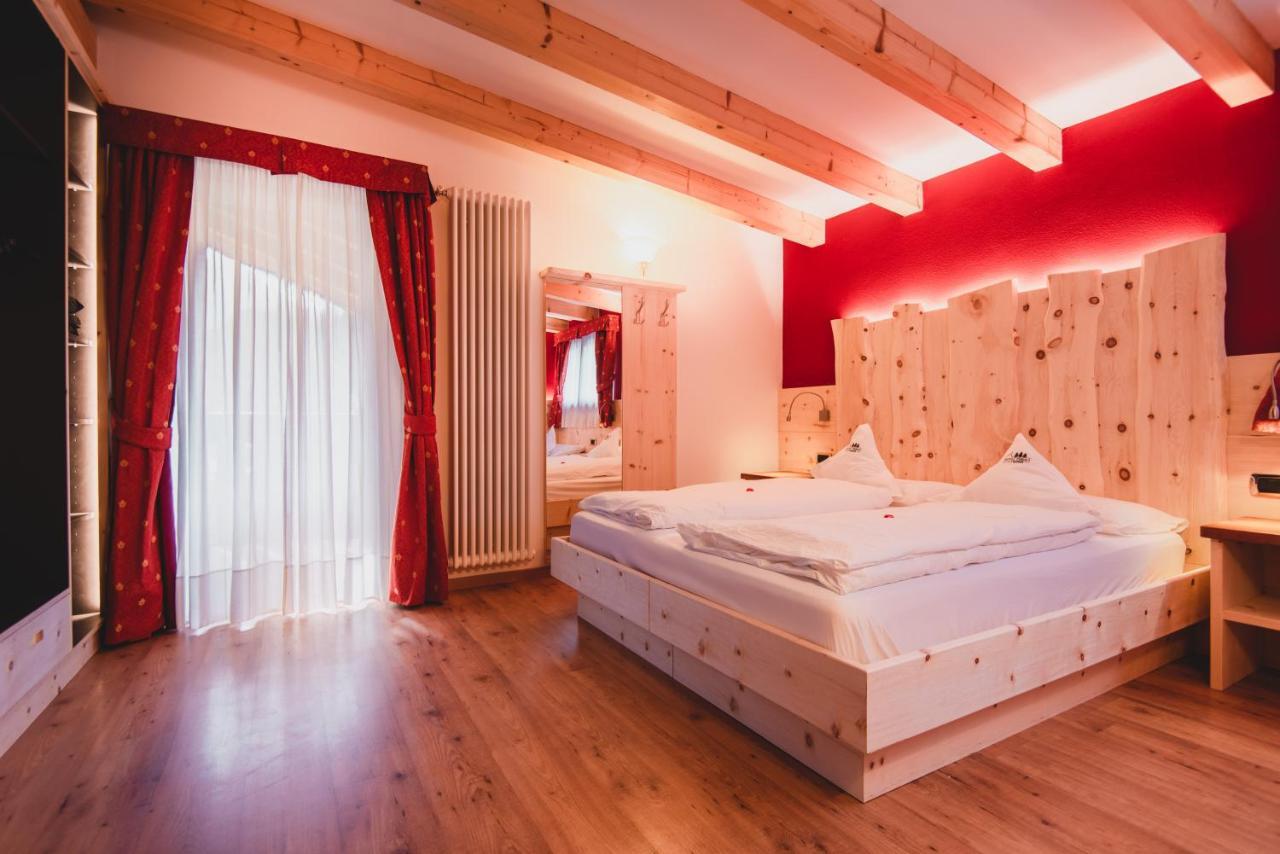 מואנה Hotel Zirmes מראה חיצוני תמונה